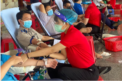 Cầu nối giúp nhiều người được tái sinh, chung tay đẩy lùi dịch Covid-19